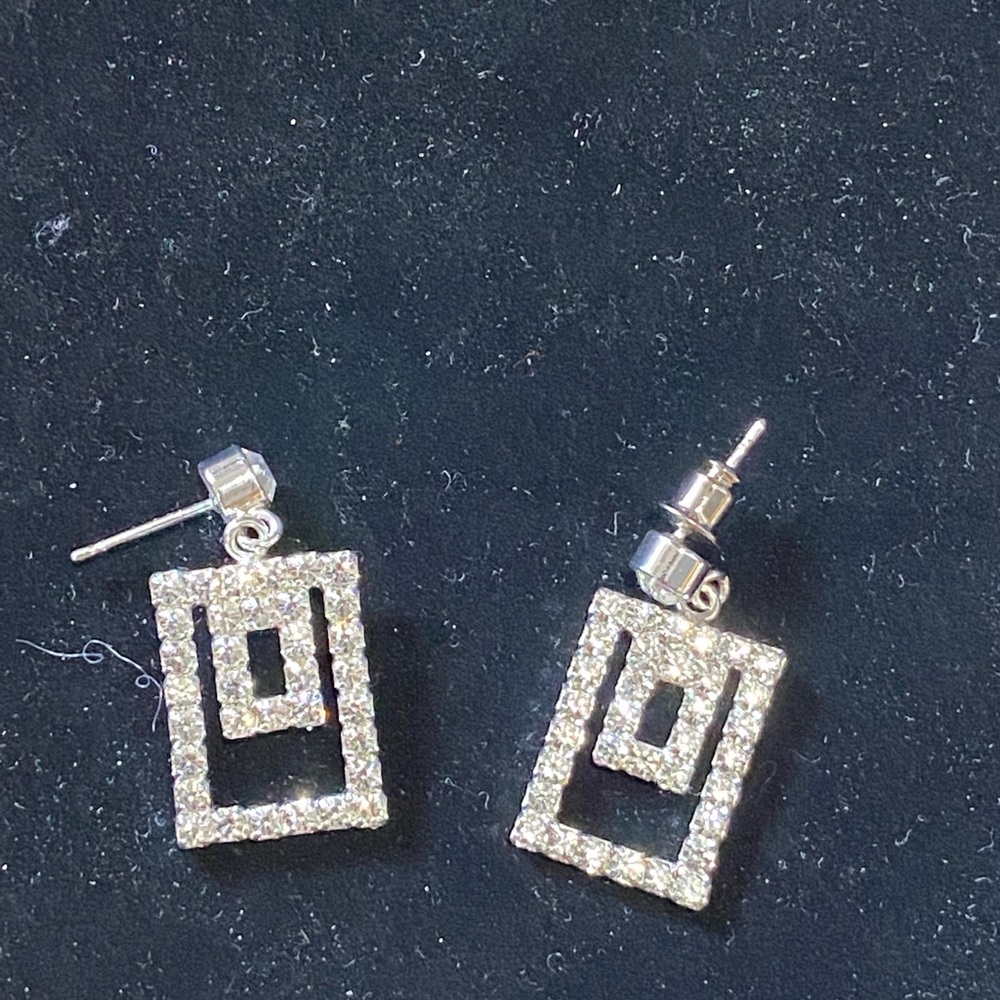 Beautiful earrings and bracelet